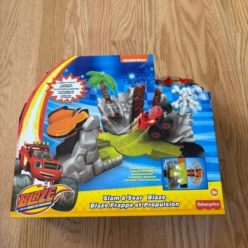 Fisher-Price Nickelodeon Blaze Slam & Soar Blaze - Action Packed Race Track NEW